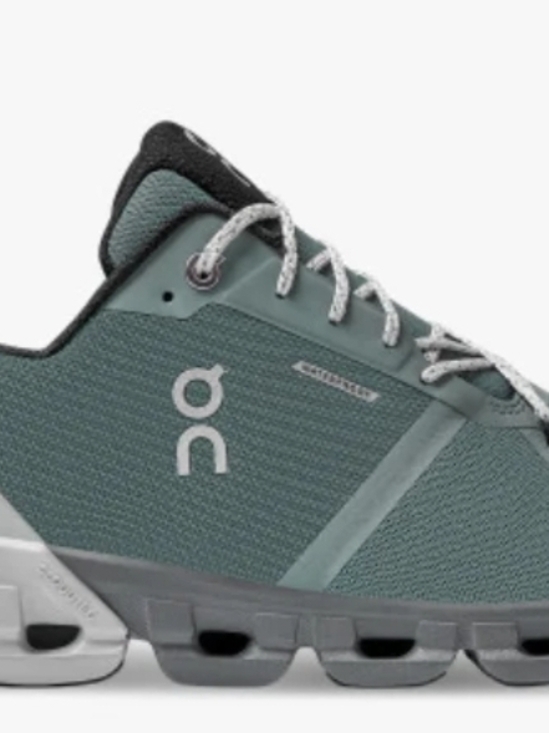 On Cloud Waterproof Men\'s Athletic Shoe - Sea/Gray